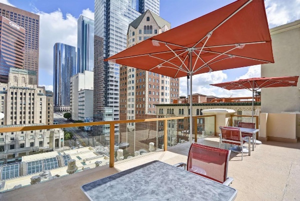 Hilton Checkers Los Angeles Main image